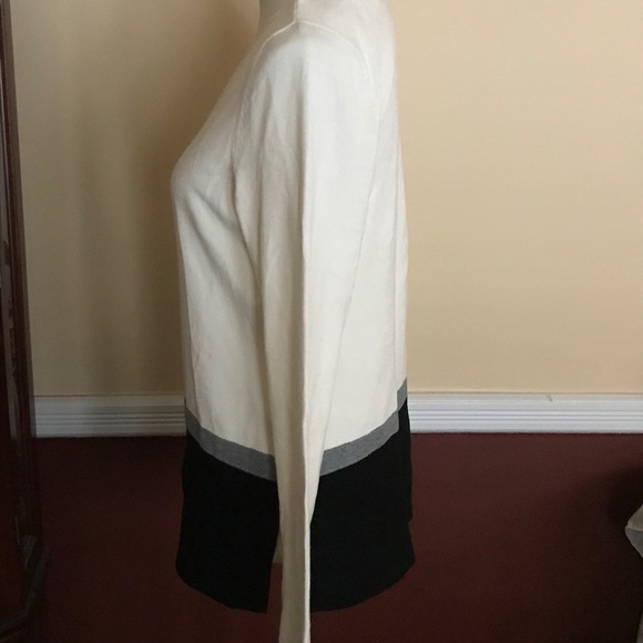 White House Black Market sweater size large - Picture 4 of 6